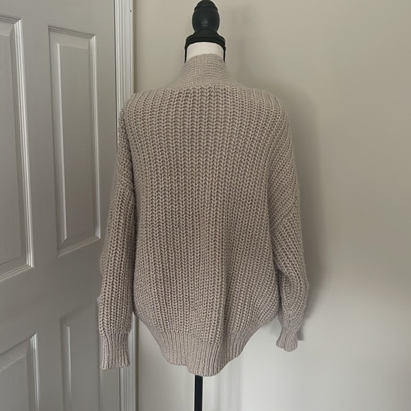H & M Ribbed Cardigan - Picture 3 of 5